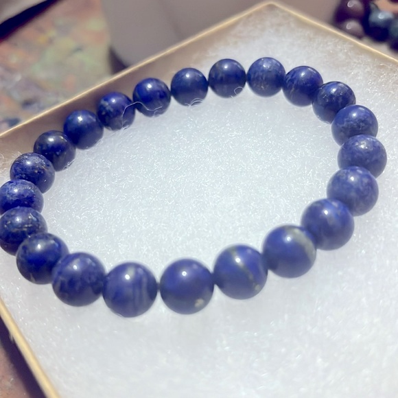 Lapis lazuli beaded bracelet - Picture 2 of 3